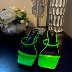 Torgeis Peace Lily Women's Heeled Dress Sandals